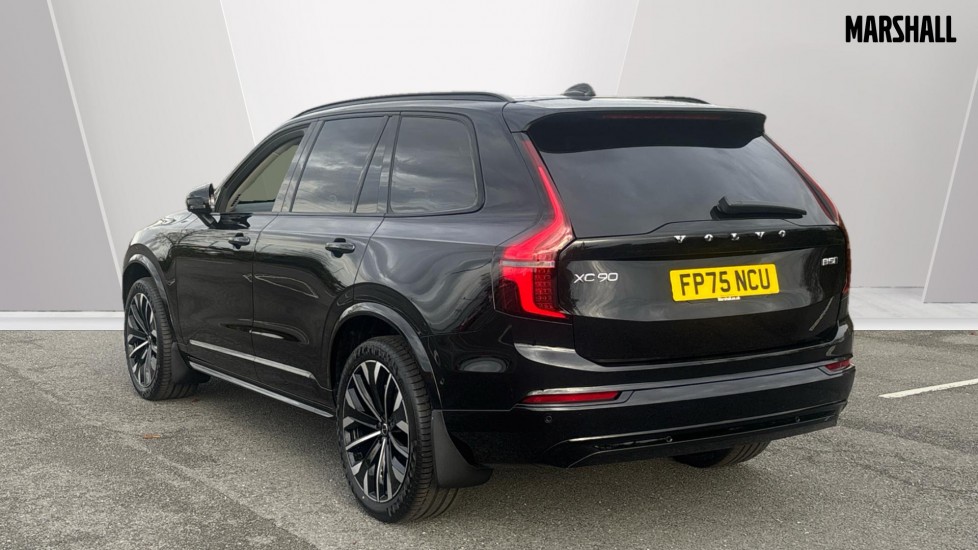 Used Volvo XC90 2025 for sale - 76479641: Photo 2