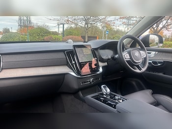 Used Volvo XC90 2025 for sale - 76479641: Photo