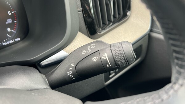 Used Volvo XC60 2020 for sale - 76208855: Photo 24