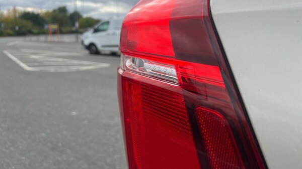 Used Volvo XC60 2020 for sale - 76208855: Photo 42