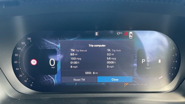 Used Volvo XC40 2025 for sale - 76180166: Photo 11