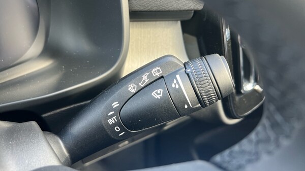 Used Volvo XC40 2025 for sale - 76180166: Photo 30