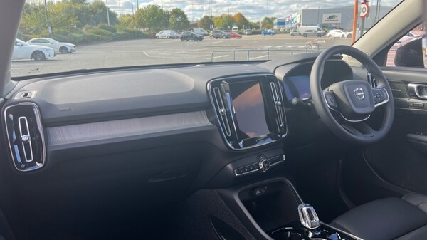 Used Volvo XC40 2025 for sale - 76180166: Photo 4