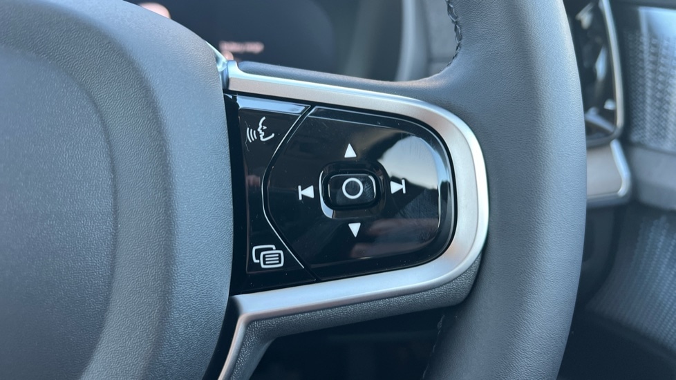 Used Volvo XC90 2025 for sale - 76062086: Photo 19