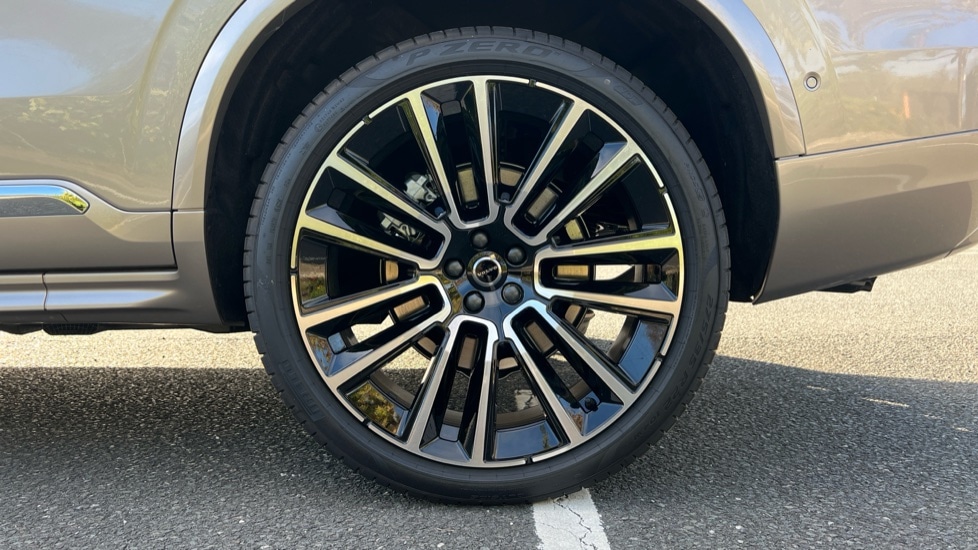 Used Volvo XC90 2025 for sale - 76062086: Photo 26