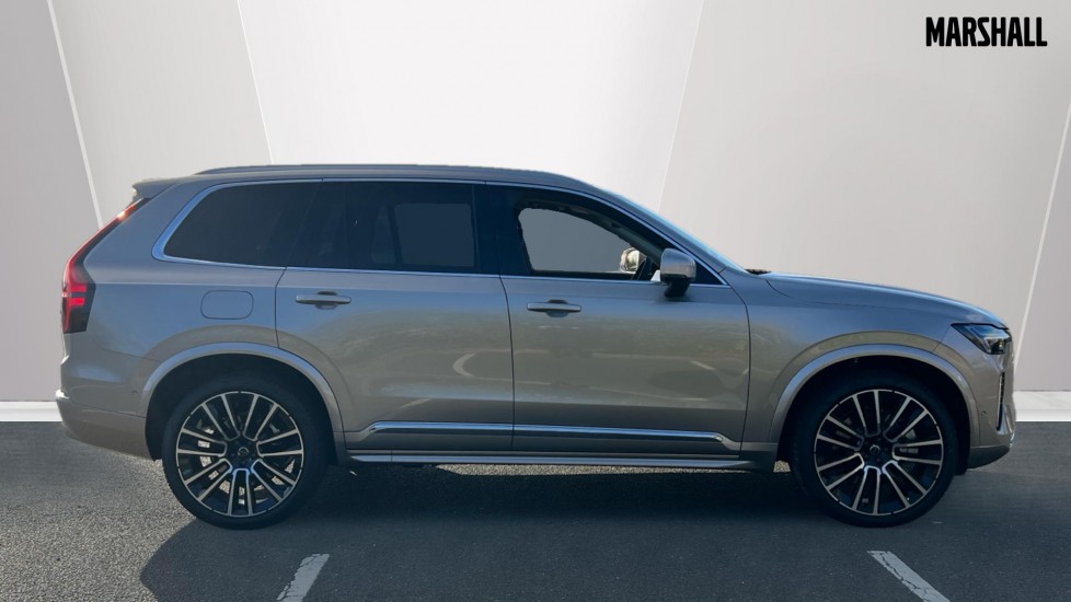 Used Volvo XC90 2025 for sale - 76062086: Photo 3