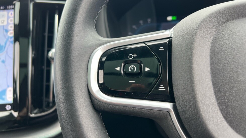 Used Volvo XC60 2021 for sale - 76025267: Photo 18