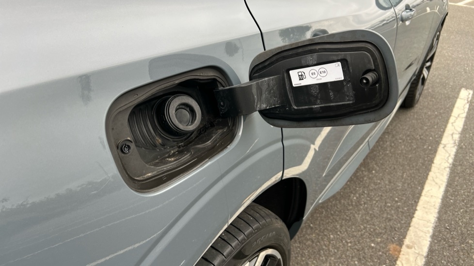 Used Volvo XC60 2021 for sale - 76025267: Photo 42