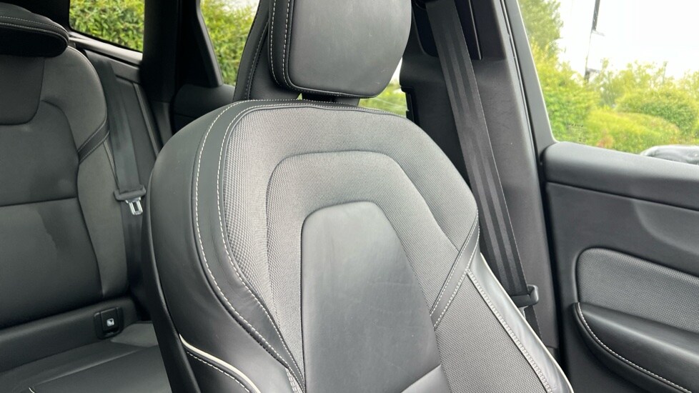 Used Volvo XC60 2021 for sale - 76025267: Photo 78
