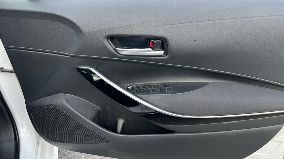 Used Toyota Corolla 2023 for sale - 76312146: Photo 30