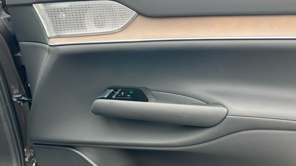 Used Volvo EX90 2025 for sale - 76533797: Photo 15