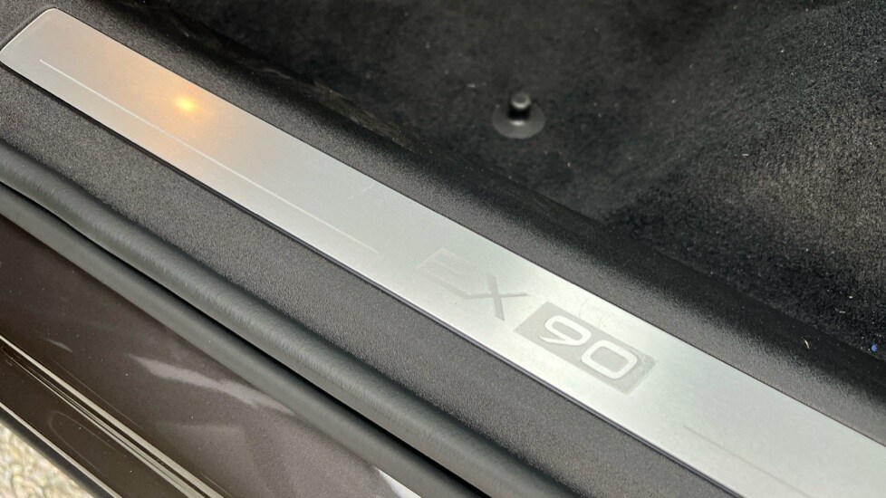 Used Volvo EX90 2025 for sale - 76533797: Photo 38