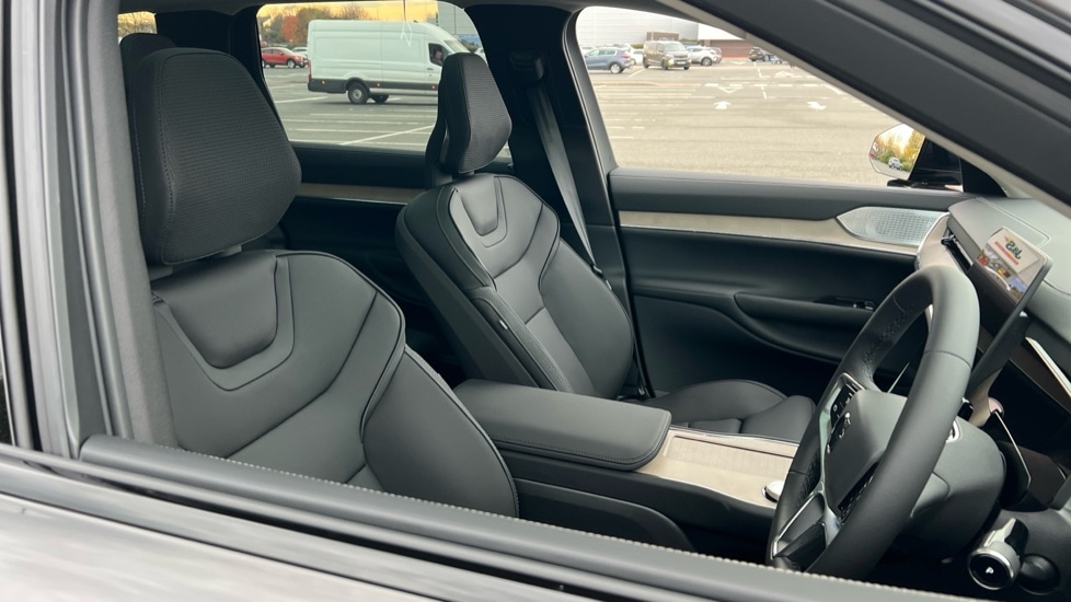 Used Volvo EX90 2025 for sale - 76533797: Photo 9