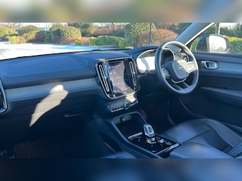 Used Volvo XC40 2022 for sale - 77075674: Photo