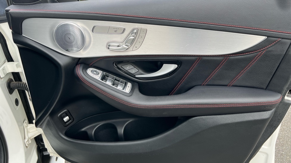 Used Mercedes-Benz GLC 2018 for sale - 76208752: Photo 30