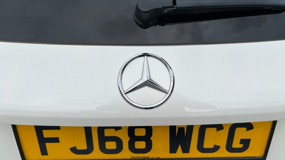 Used Mercedes-Benz GLC 2018 for sale - 76208752: Photo 38