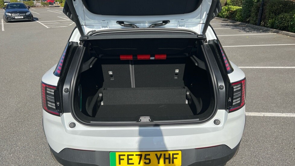 Used Volvo EX30 2025 for sale - 76145899: Photo 17