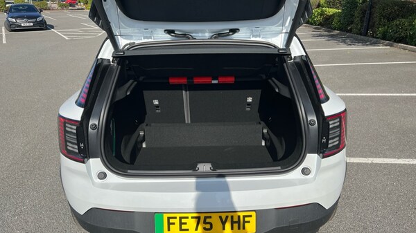 Used Volvo EX30 2025 for sale - 76145899: Photo 17