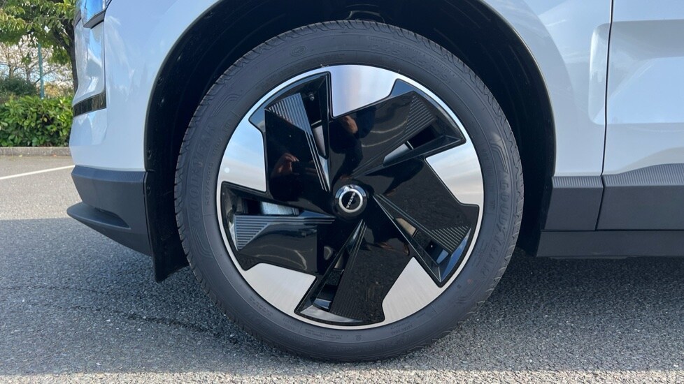 Used Volvo EX30 2025 for sale - 76145899: Photo 25