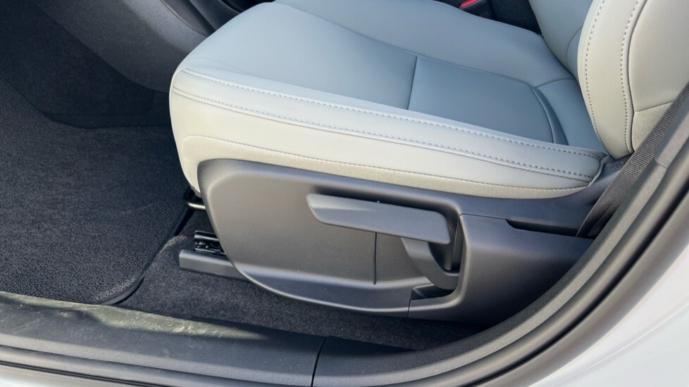 Used Volvo EX30 2025 for sale - 76145899: Photo 30