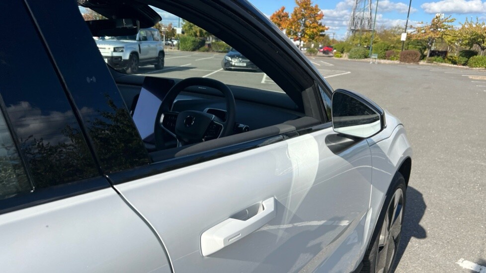 Used Volvo EX30 2025 for sale - 76145899: Photo 48