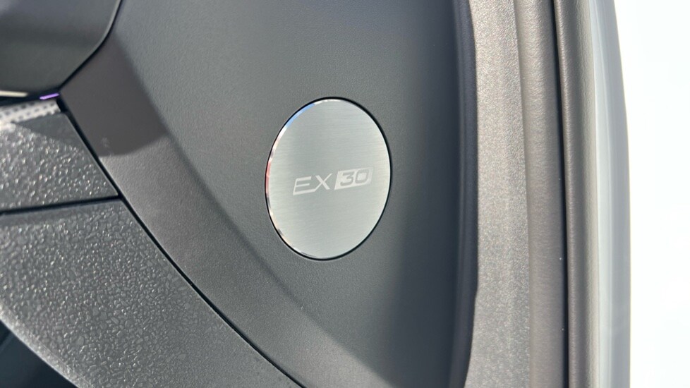 Used Volvo EX30 2025 for sale - 76145899: Photo 52