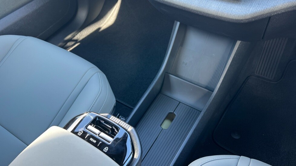 Used Volvo EX30 2025 for sale - 76145899: Photo 60