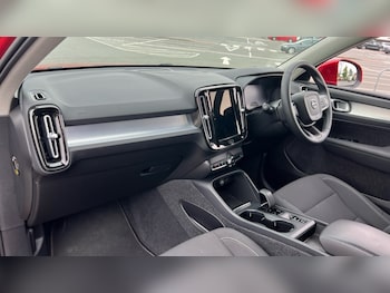 Used Volvo XC40 2022 for sale - 75522132: Photo