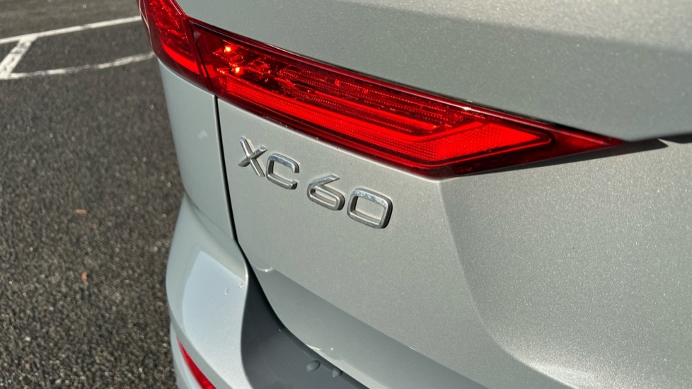 Used Volvo XC60 2023 for sale - 76851156: Photo 44