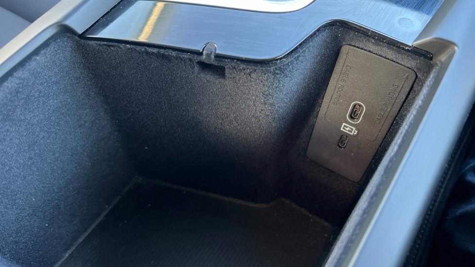 Used Volvo XC60 2023 for sale - 76851156: Photo 55