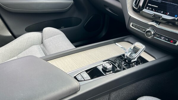 Used Volvo XC60 2022 for sale - 75672137: Photo 58