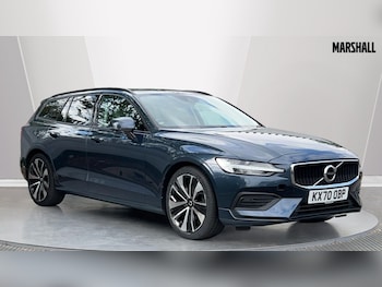 2020 - 2.0 D4 [190] Momentum 5dr Auto