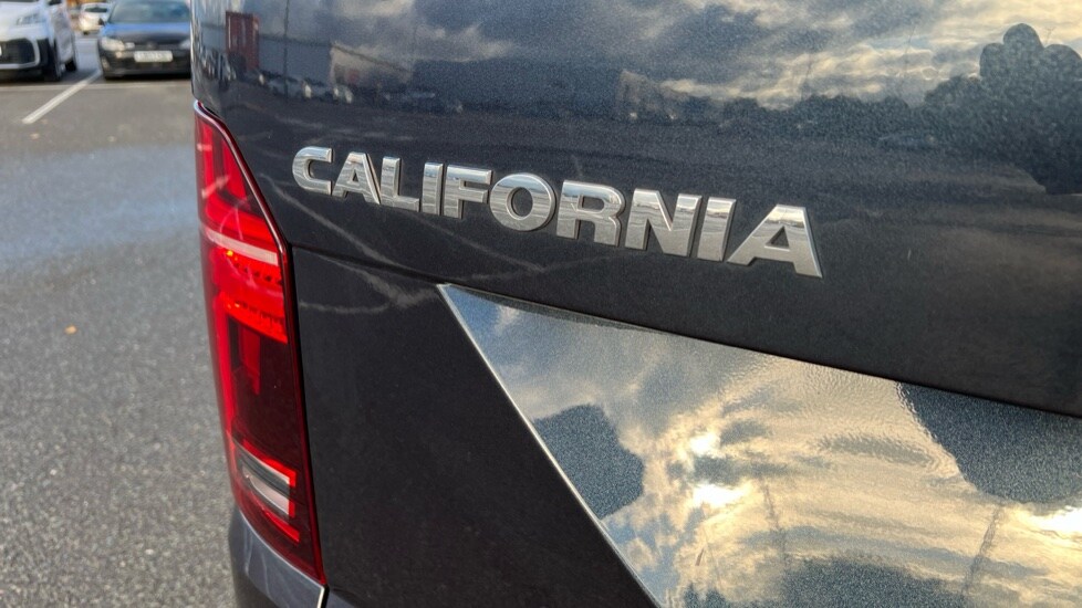 Used Volkswagen California 2024 for sale - 76332215: Photo 38