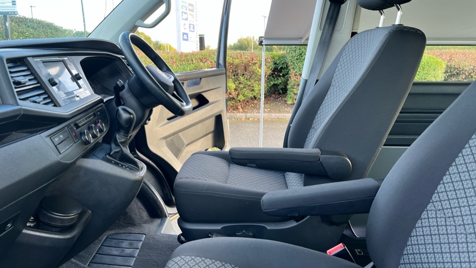 Used Volkswagen California 2024 for sale - 76332215: Photo 39