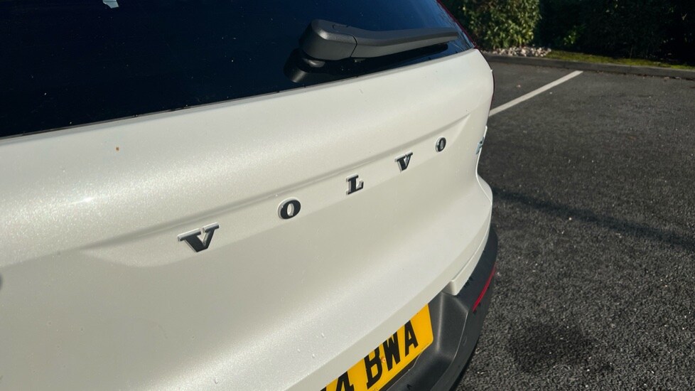 Used Volvo XC40 2024 for sale - 76514878: Photo 45