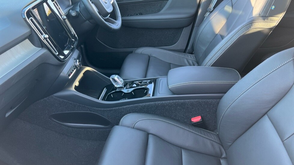 Used Volvo XC40 2024 for sale - 76514878: Photo 50