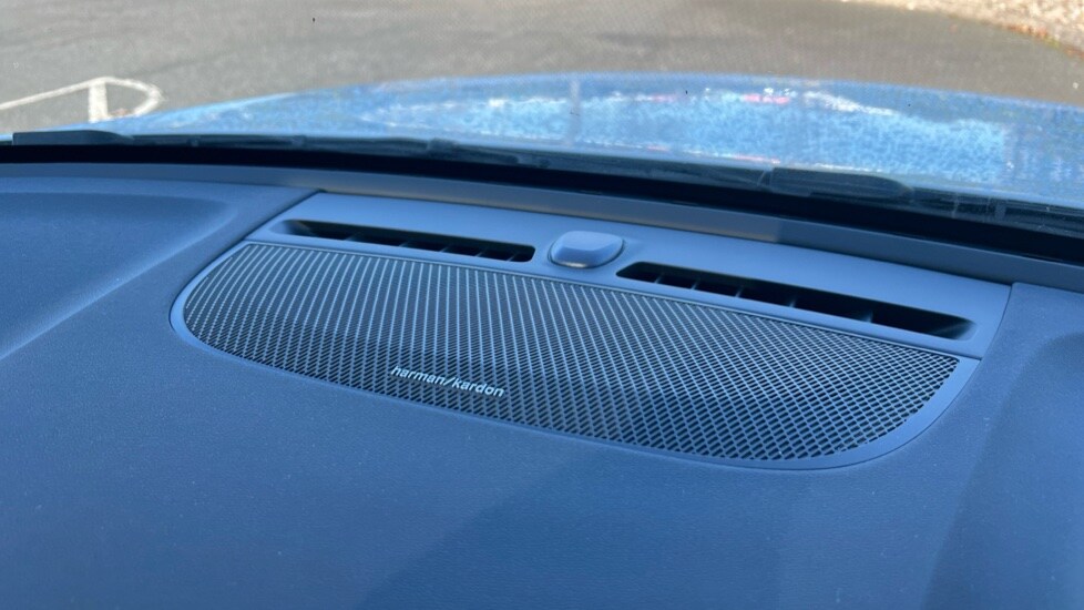 Used Volvo XC40 2024 for sale - 76514878: Photo 55