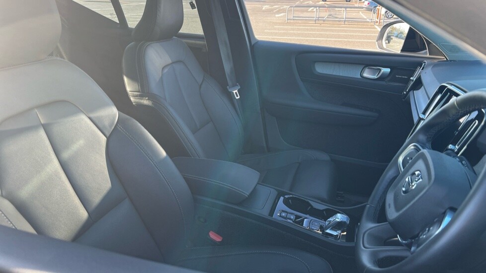 Used Volvo XC40 2024 for sale - 76514878: Photo 9