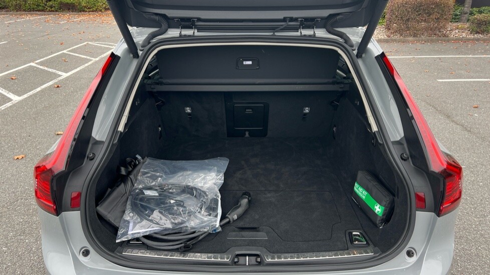 Used Volvo V90 2024 for sale - 76172413: Photo 17