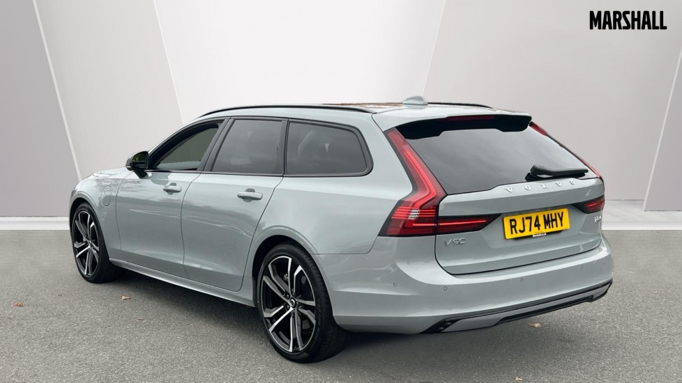 Used Volvo V90 2024 for sale - 76172413: Photo 2