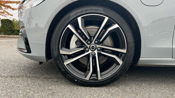 Used Volvo V90 2024 for sale - 76172413: Photo 25
