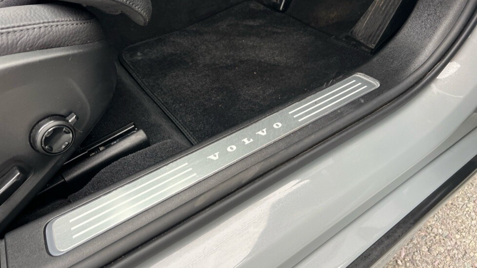 Used Volvo V90 2024 for sale - 76172413: Photo 39