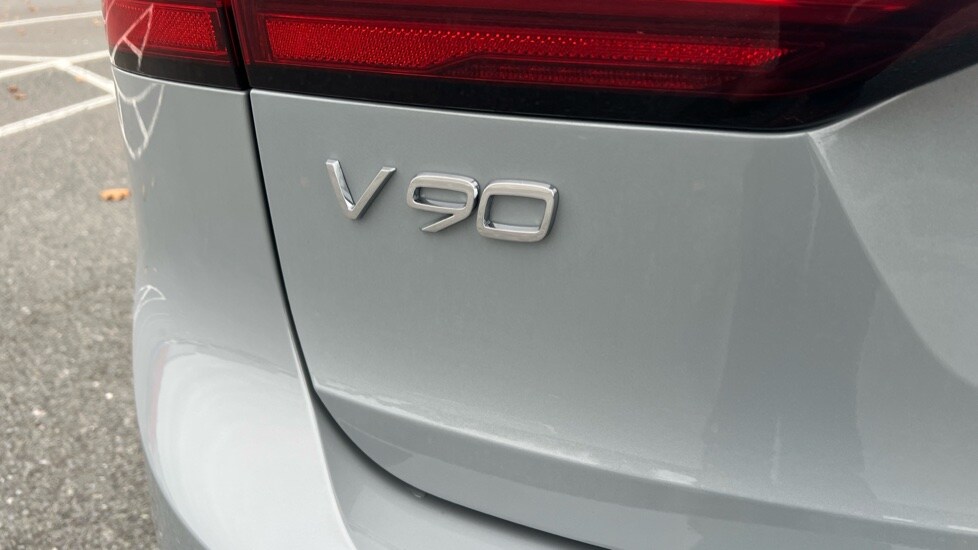 Used Volvo V90 2024 for sale - 76172413: Photo 45