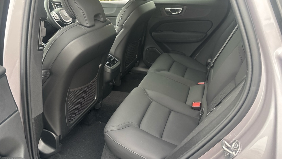 Used Volvo XC60 2025 for sale - 76709569: Photo 10