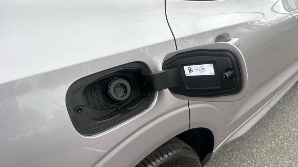 Used Volvo XC60 2025 for sale - 76709569: Photo 45