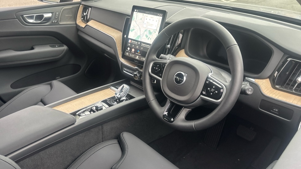 Used Volvo XC60 2025 for sale - 76709569: Photo 5