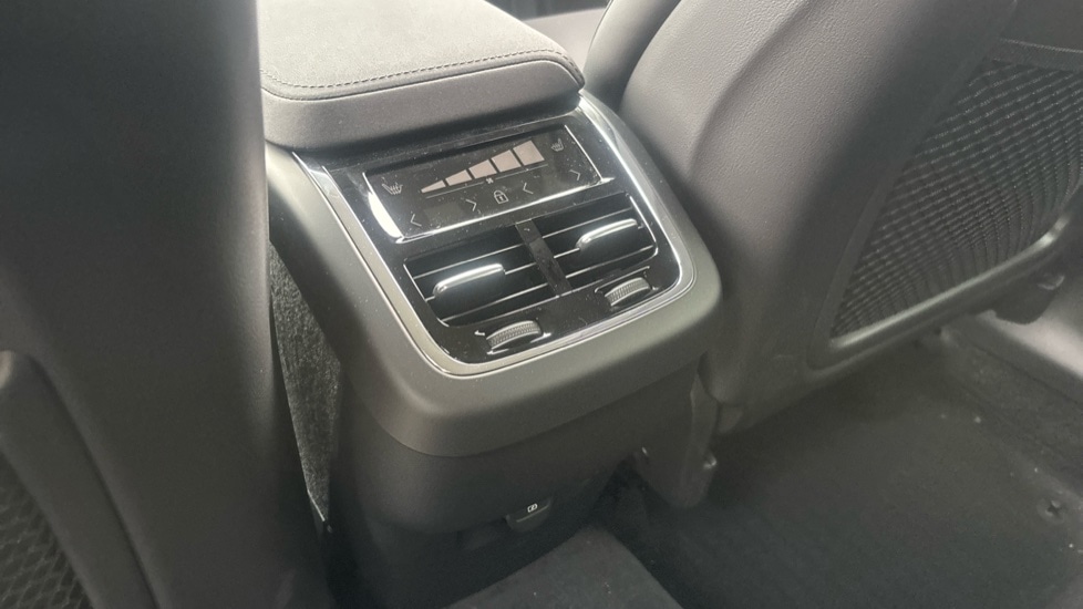 Used Volvo XC60 2025 for sale - 76709569: Photo 51