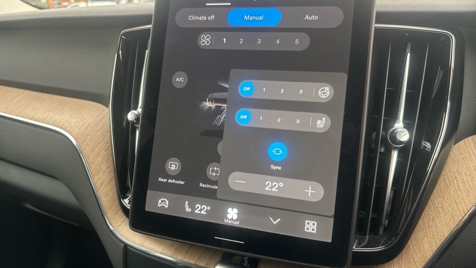 Used Volvo XC60 2025 for sale - 76709569: Photo 55