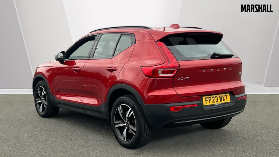 Used Volvo XC40 2023 for sale - 76297348: Photo 2