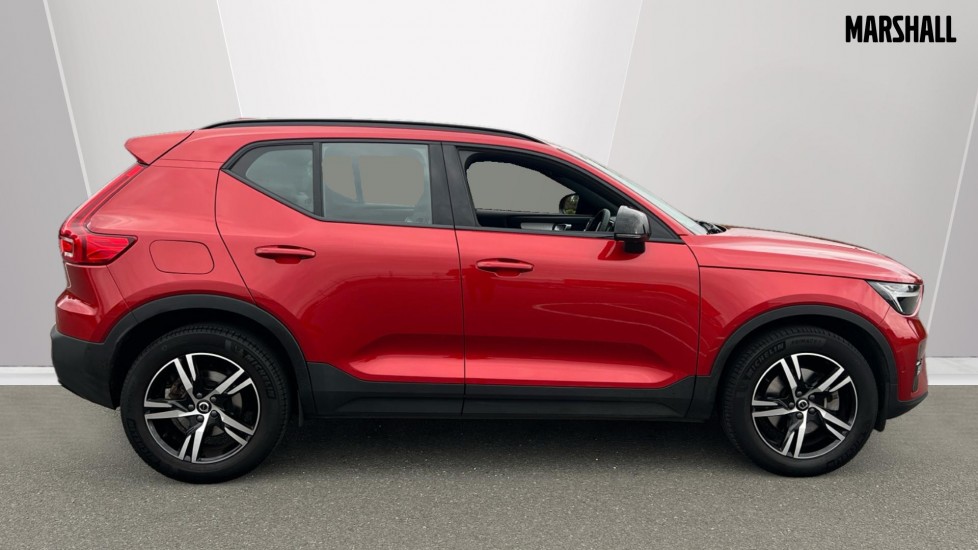 Used Volvo XC40 2023 for sale - 76297348: Photo 3